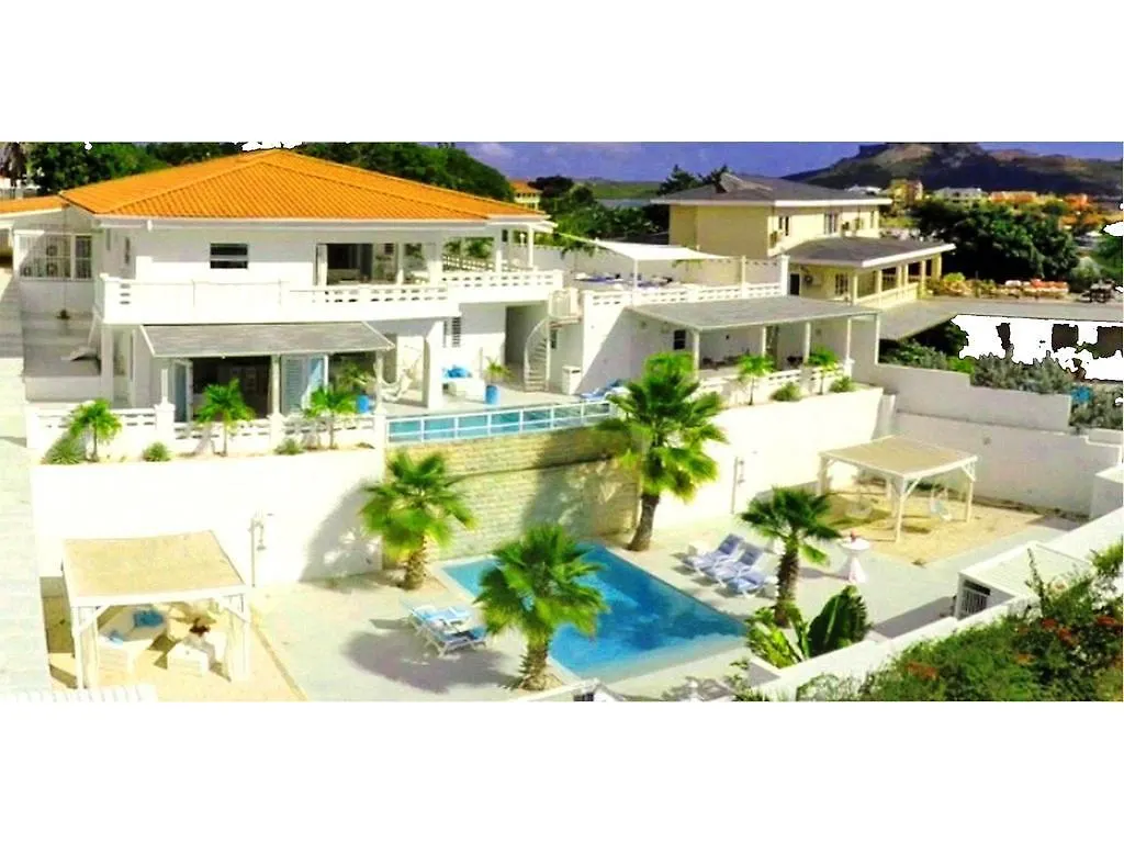 Champartments Resort - Villa & Appartementen Dom Perignon Willemstad
