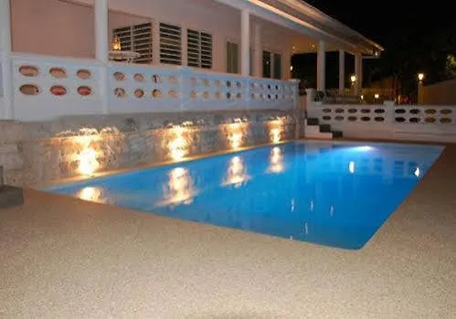Champartments Resort - Villa & Appartementen Dom Perignon 3*, Willemstad Curacao