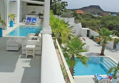 Champartments Resort - Villa & Appartementen Dom Perignon Willemstad