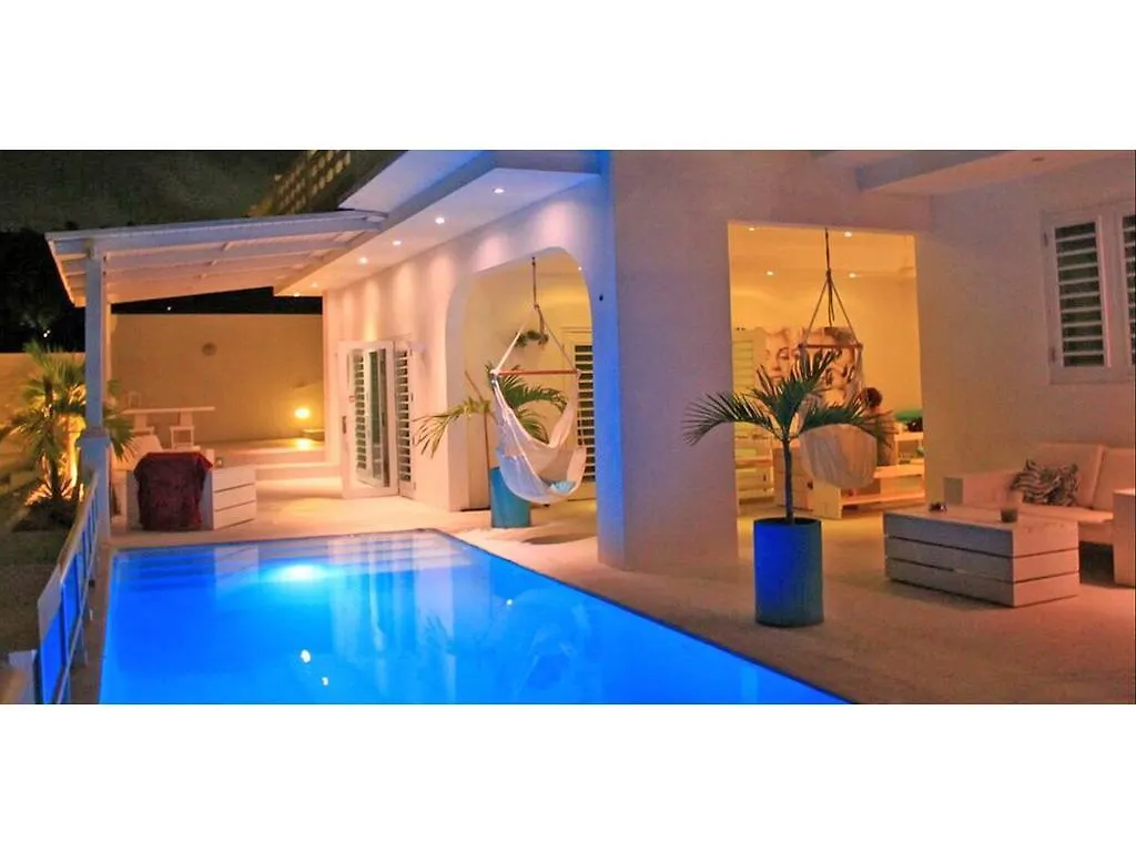 Champartments Resort - Villa & Appartementen Dom Perignon Willemstad Curaçao